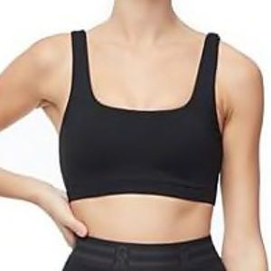 NWT Good American True Strength Sports Bra